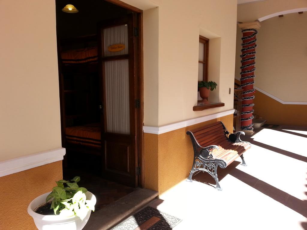 Villa Oropeza Hostel Sucre Room photo