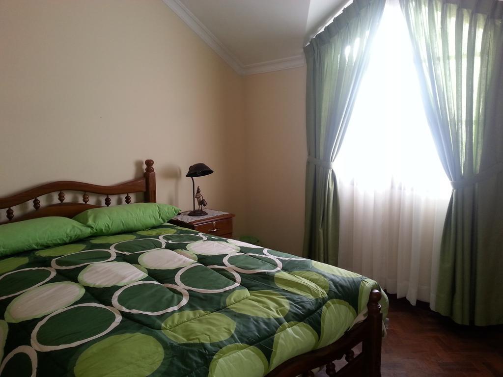 Villa Oropeza Hostel Sucre Room photo