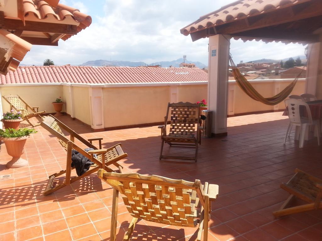 Villa Oropeza Hostel Sucre Exterior photo